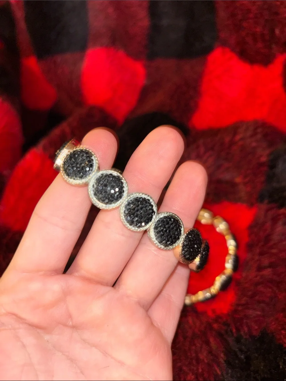 Elegant Black Crystal Circle Bracelet - Women Jewelry